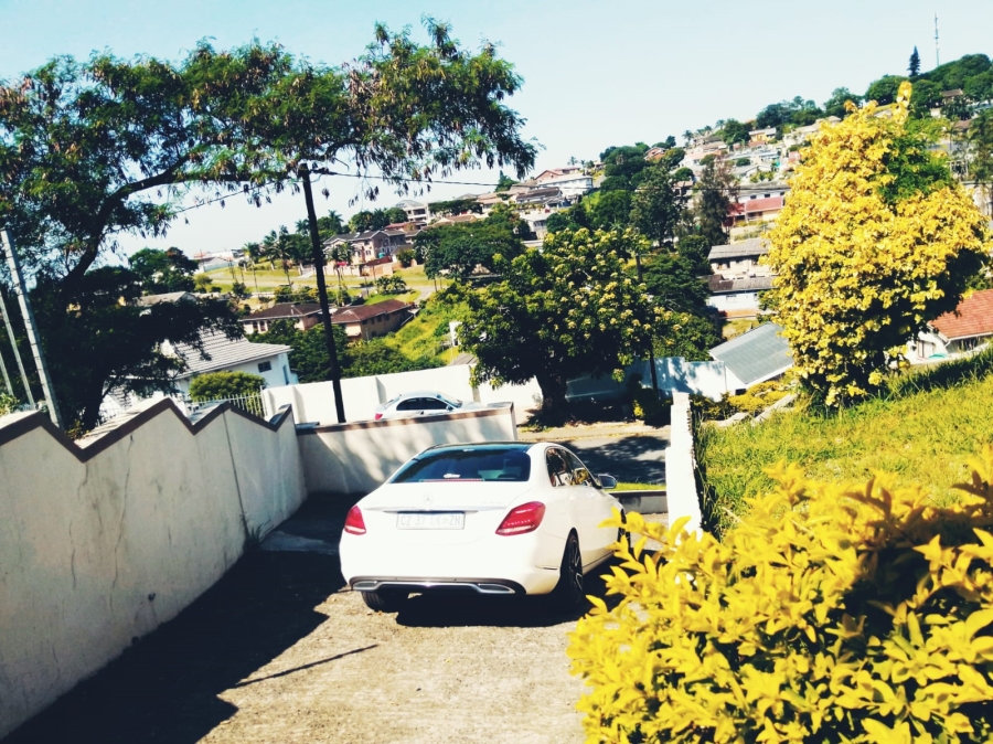 9 Bedroom Property for Sale in High Ridge KwaZulu-Natal