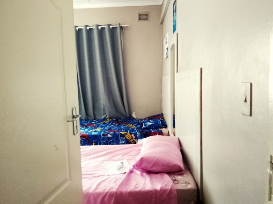 9 Bedroom Property for Sale in High Ridge KwaZulu-Natal