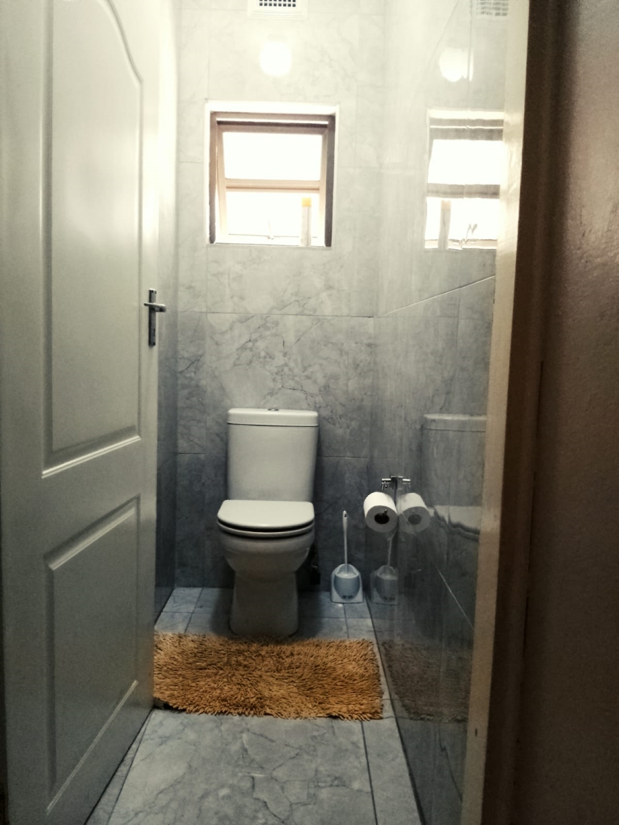 9 Bedroom Property for Sale in High Ridge KwaZulu-Natal