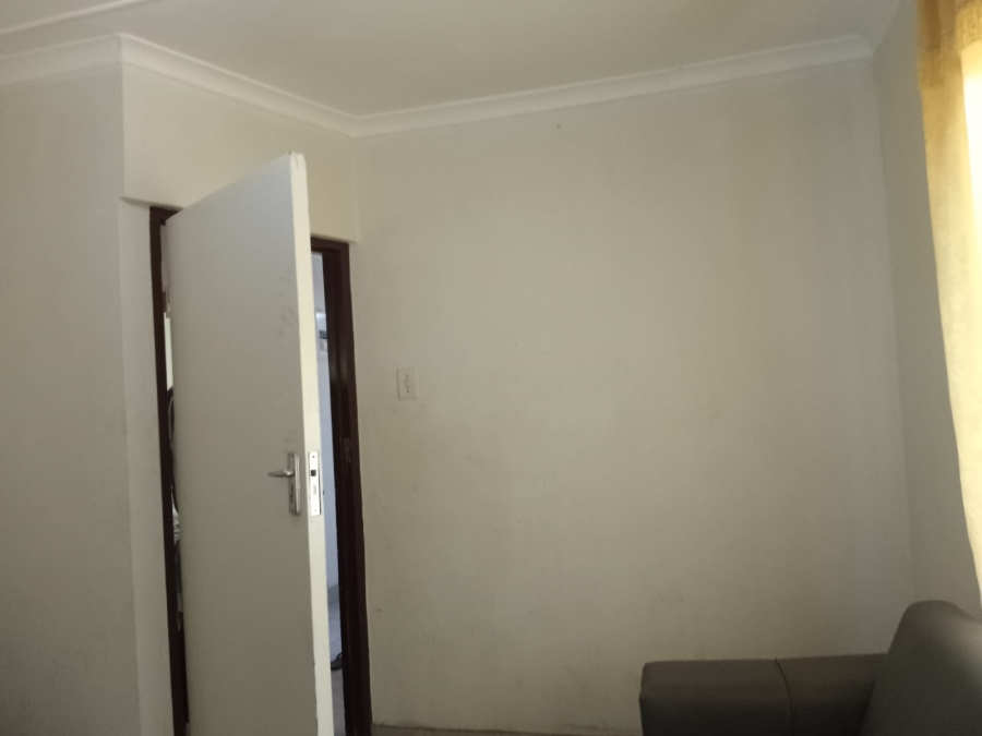 9 Bedroom Property for Sale in High Ridge KwaZulu-Natal