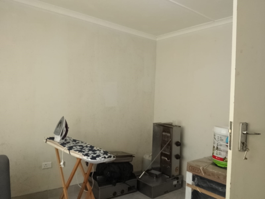 9 Bedroom Property for Sale in High Ridge KwaZulu-Natal