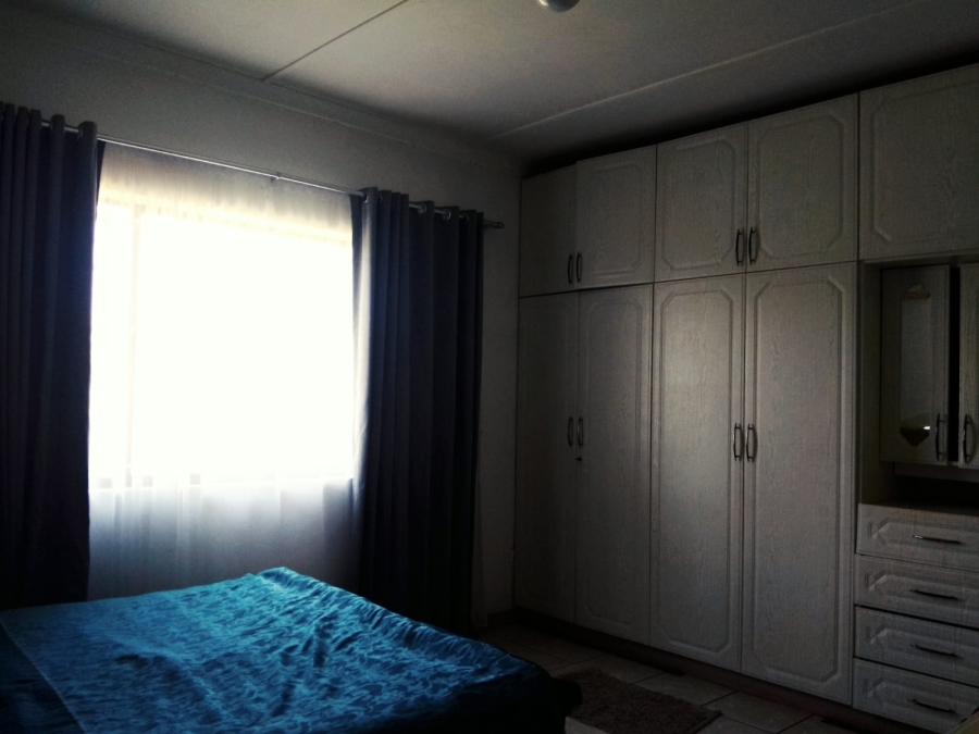 9 Bedroom Property for Sale in High Ridge KwaZulu-Natal