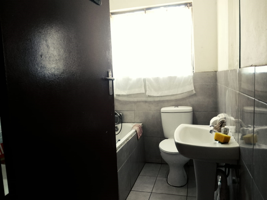 9 Bedroom Property for Sale in High Ridge KwaZulu-Natal