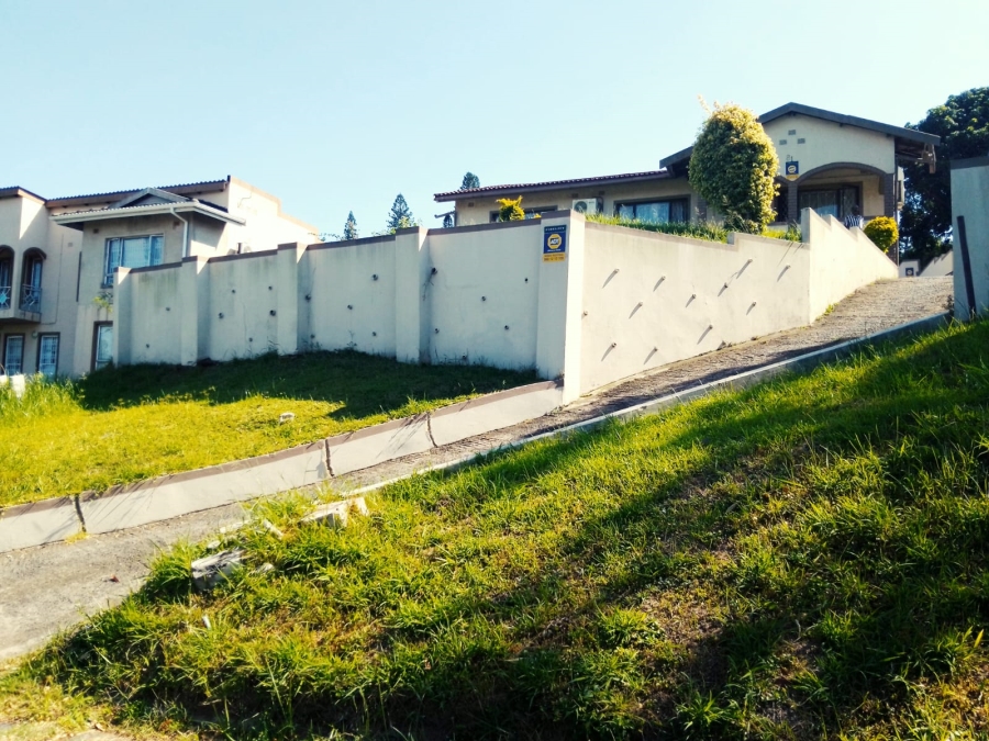 9 Bedroom Property for Sale in High Ridge KwaZulu-Natal