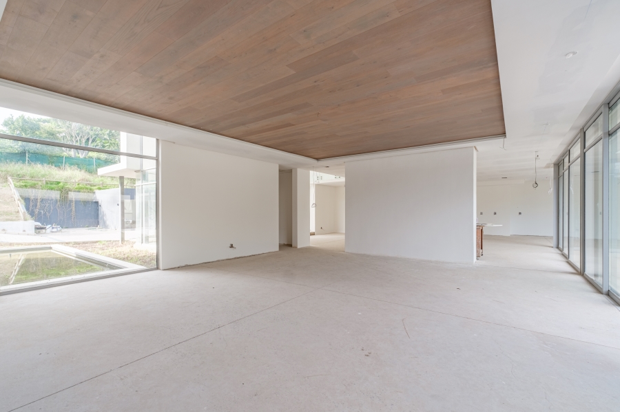 5 Bedroom Property for Sale in Brettenwood Coastal Estate KwaZulu-Natal