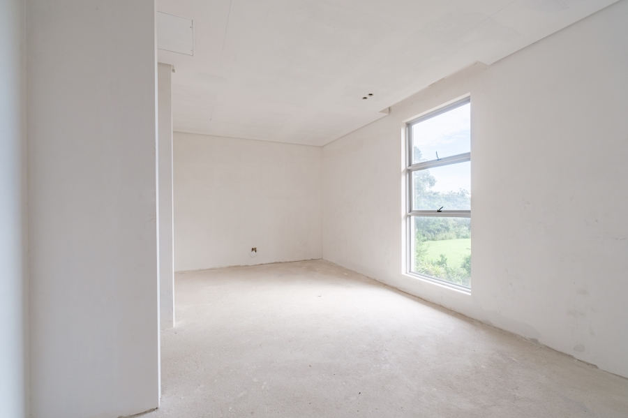 5 Bedroom Property for Sale in Brettenwood Coastal Estate KwaZulu-Natal