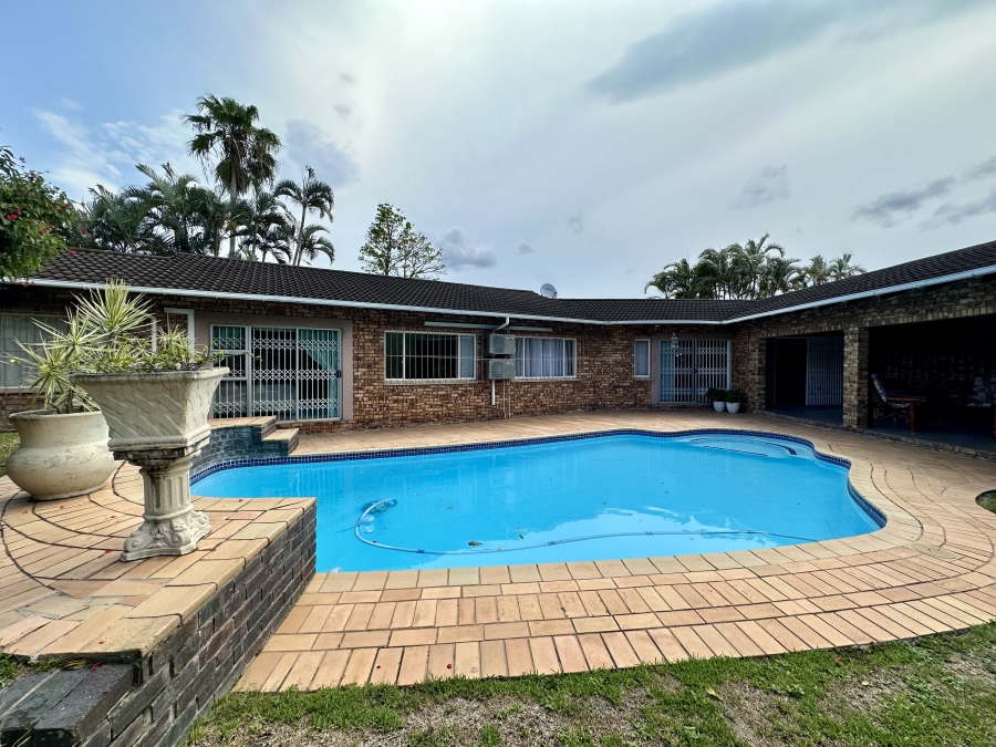 4 Bedroom Property for Sale in Meer En See KwaZulu-Natal