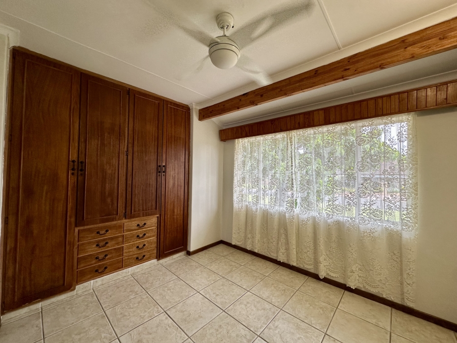 4 Bedroom Property for Sale in Meer En See KwaZulu-Natal