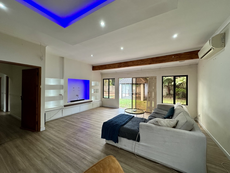 5 Bedroom Property for Sale in Meer En See KwaZulu-Natal