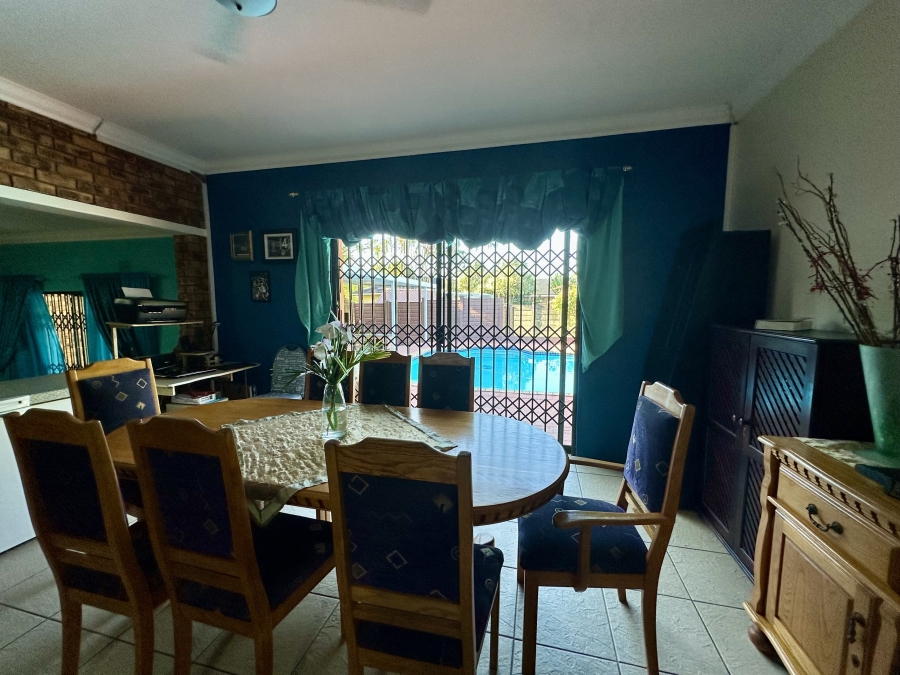 3 Bedroom Property for Sale in Meer En See KwaZulu-Natal