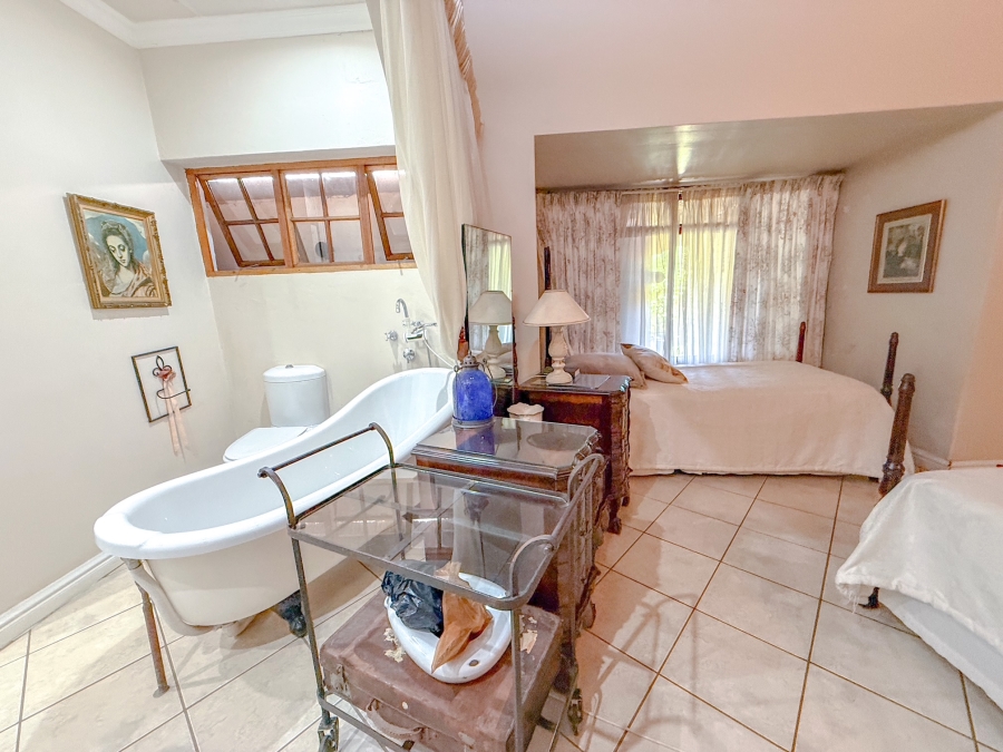 7 Bedroom Property for Sale in Fairview KwaZulu-Natal