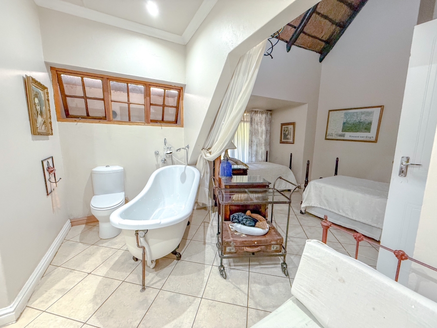 7 Bedroom Property for Sale in Fairview KwaZulu-Natal