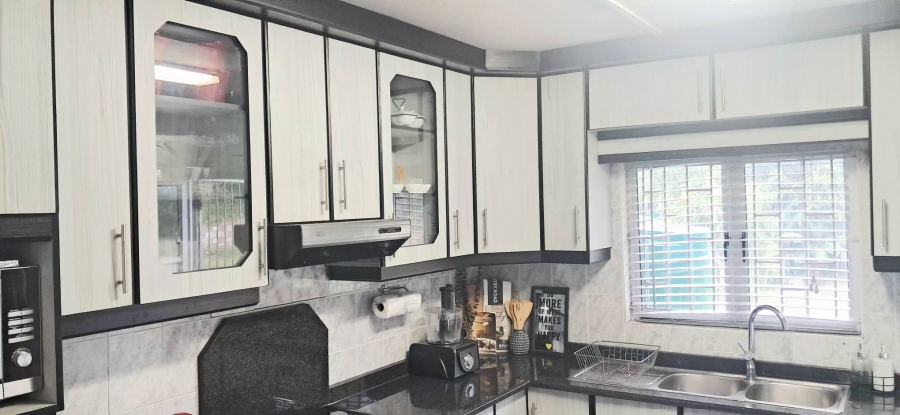 3 Bedroom Property for Sale in Regency Park KwaZulu-Natal