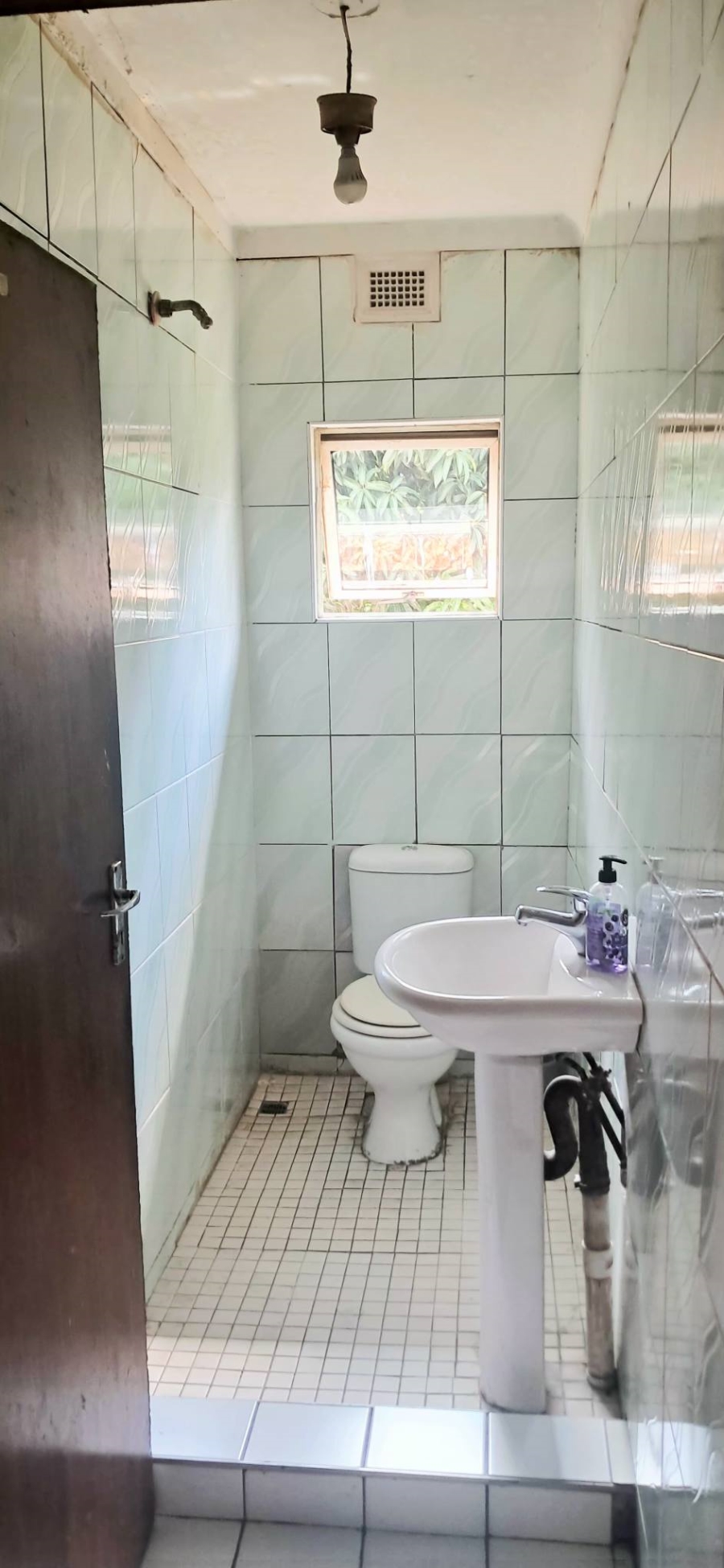 6 Bedroom Property for Sale in Clare Hills KwaZulu-Natal