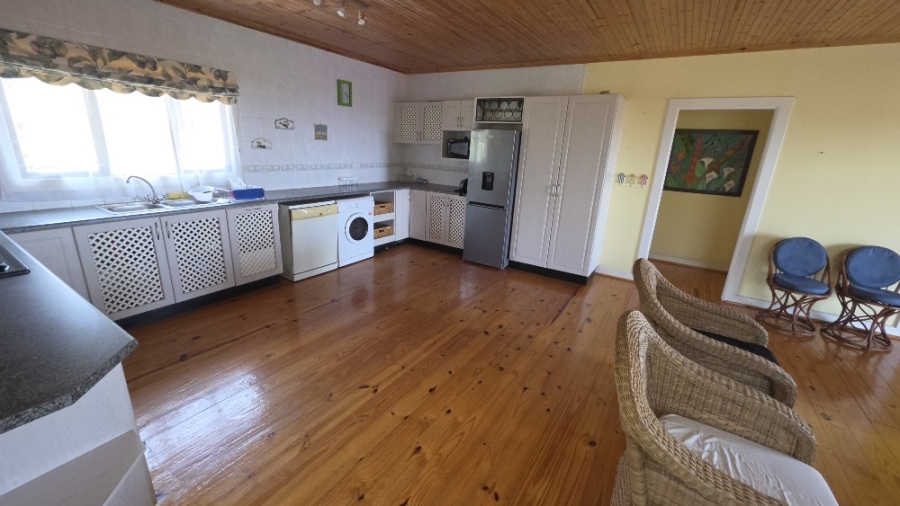 To Let 2 Bedroom Property for Rent in Margate KwaZulu-Natal