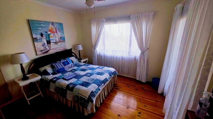 To Let 2 Bedroom Property for Rent in Margate KwaZulu-Natal