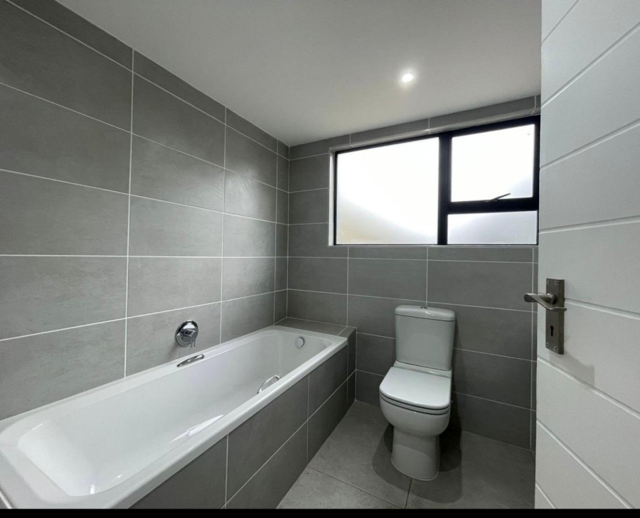 To Let 2 Bedroom Property for Rent in Athlone KwaZulu-Natal