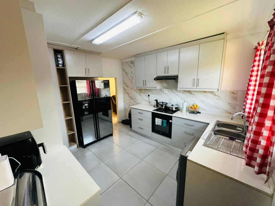 4 Bedroom Property for Sale in Eastwood KwaZulu-Natal