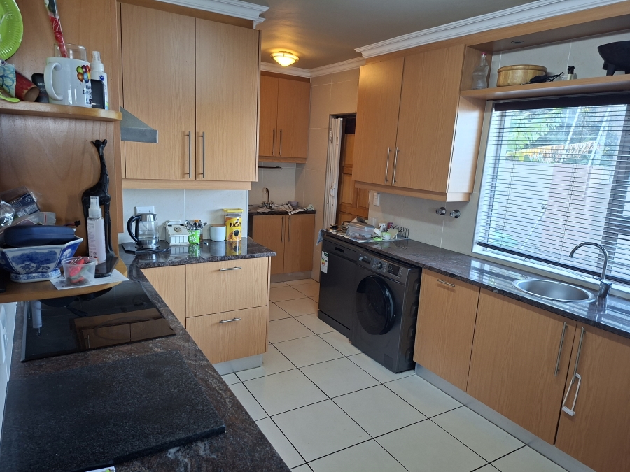 3 Bedroom Property for Sale in Lawrence Rocks KwaZulu-Natal