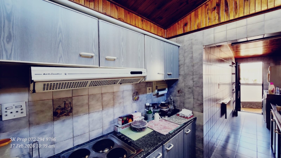 5 Bedroom Property for Sale in Mountain Rise KwaZulu-Natal