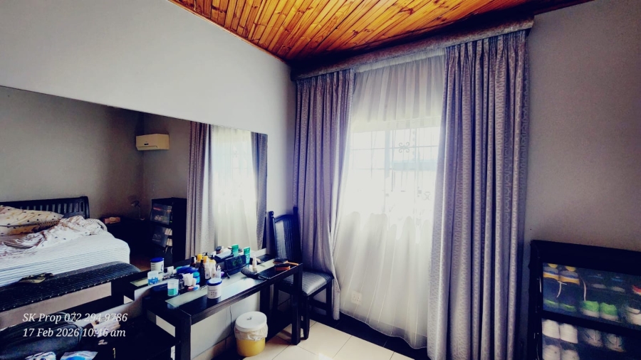 5 Bedroom Property for Sale in Mountain Rise KwaZulu-Natal