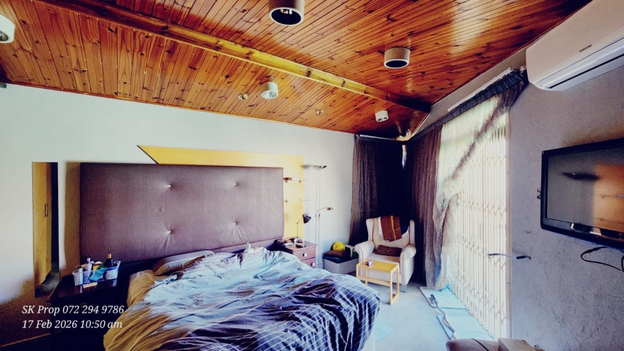 5 Bedroom Property for Sale in Mountain Rise KwaZulu-Natal