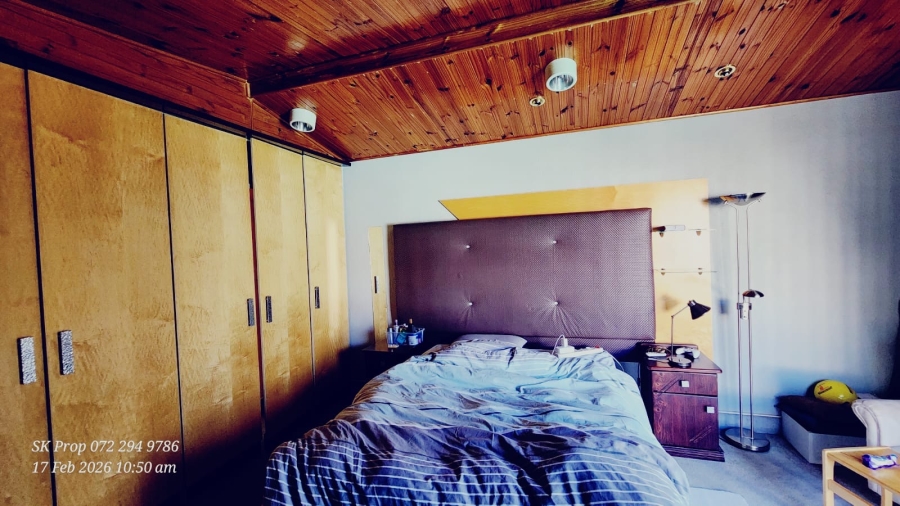 5 Bedroom Property for Sale in Mountain Rise KwaZulu-Natal