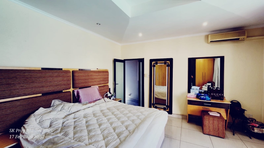 5 Bedroom Property for Sale in Mountain Rise KwaZulu-Natal