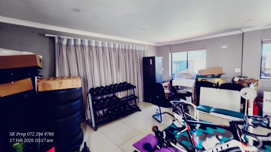 5 Bedroom Property for Sale in Mountain Rise KwaZulu-Natal