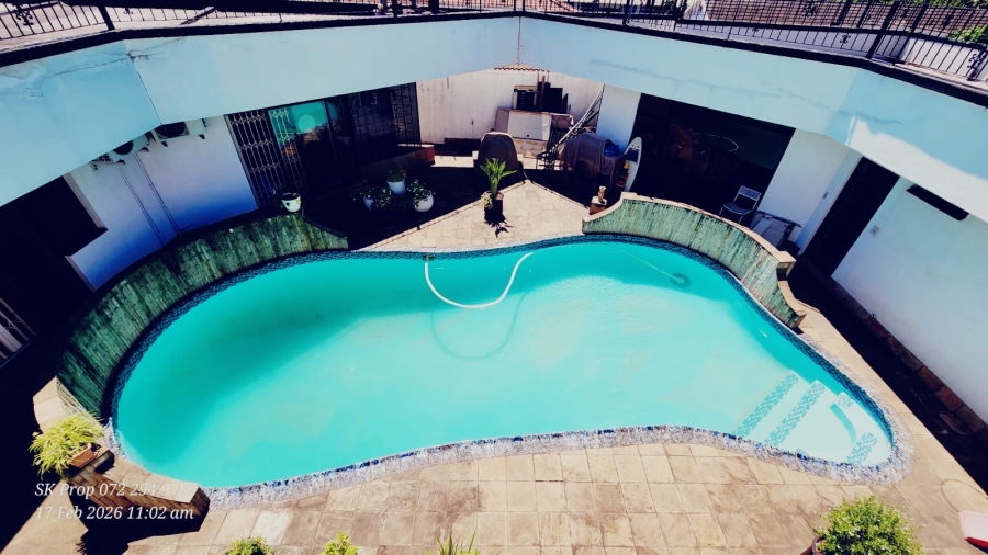 5 Bedroom Property for Sale in Mountain Rise KwaZulu-Natal