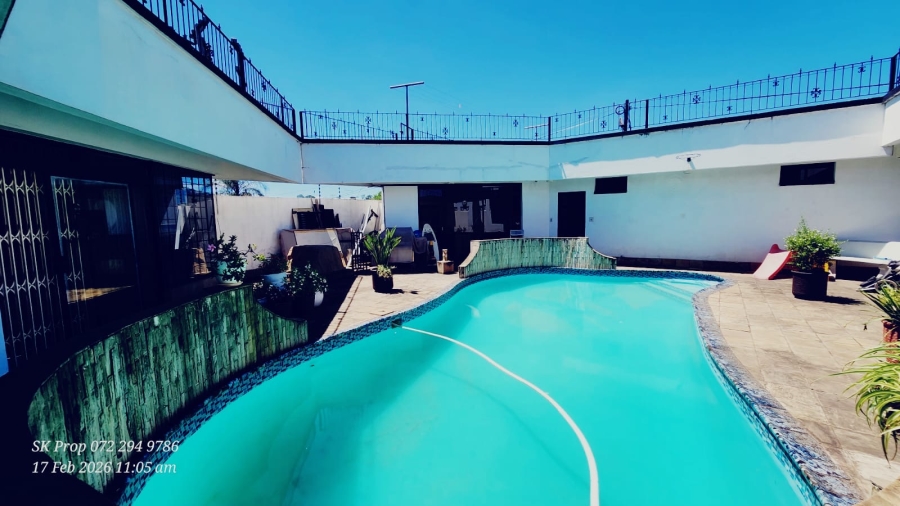 5 Bedroom Property for Sale in Mountain Rise KwaZulu-Natal