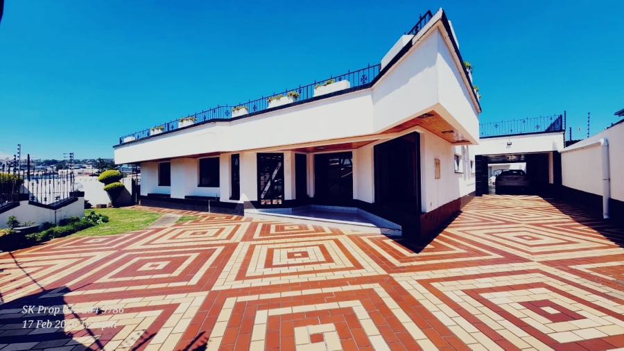 5 Bedroom Property for Sale in Mountain Rise KwaZulu-Natal