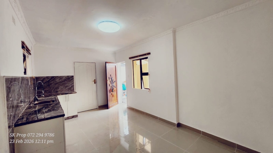 1 Bedroom Property for Sale in Mountain Rise KwaZulu-Natal