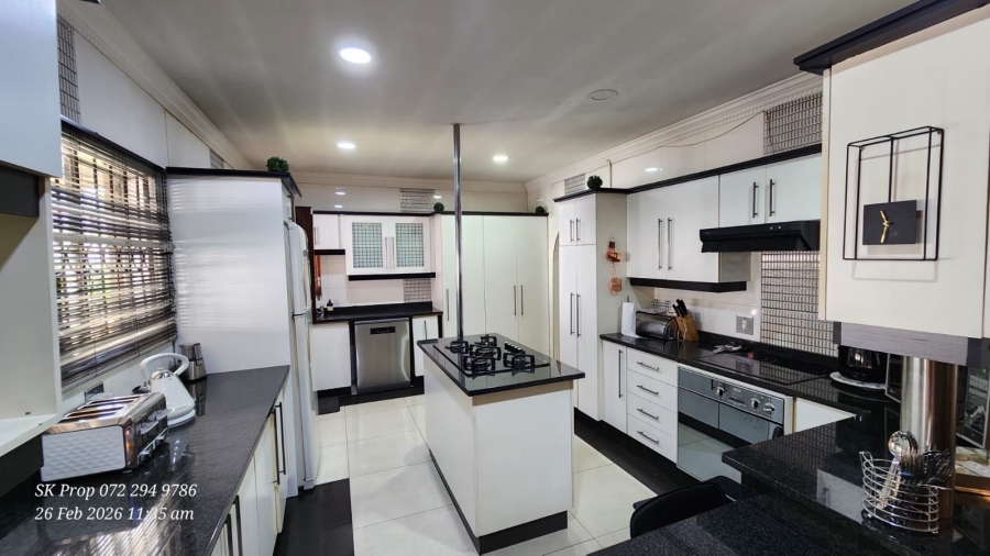 3 Bedroom Property for Sale in Mountain Rise KwaZulu-Natal