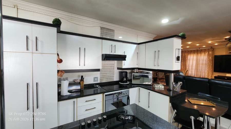 3 Bedroom Property for Sale in Mountain Rise KwaZulu-Natal