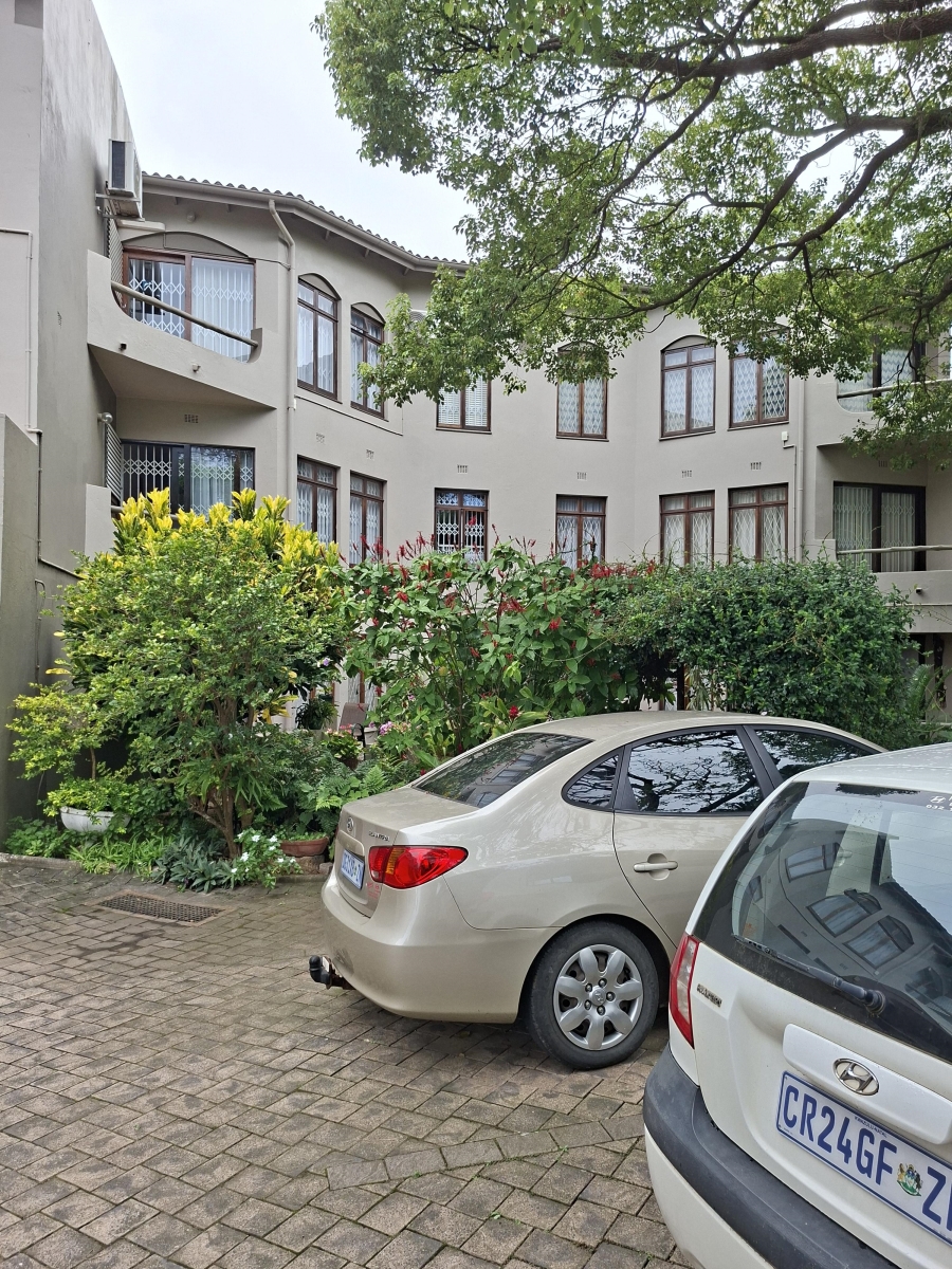 2 Bedroom Property for Sale in Uvongo KwaZulu-Natal