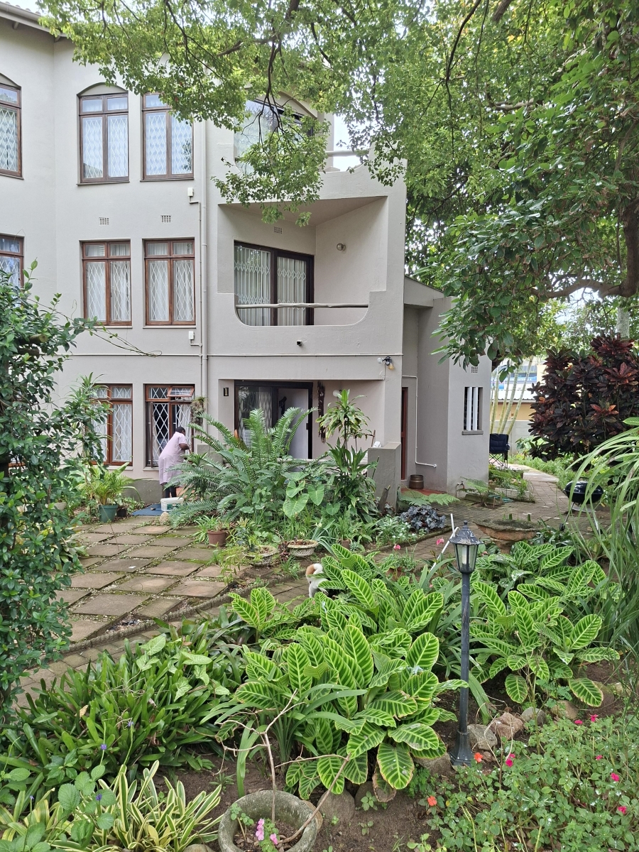 2 Bedroom Property for Sale in Uvongo KwaZulu-Natal