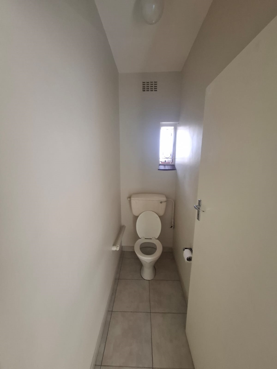 2 Bedroom Property for Sale in Clarendon KwaZulu-Natal