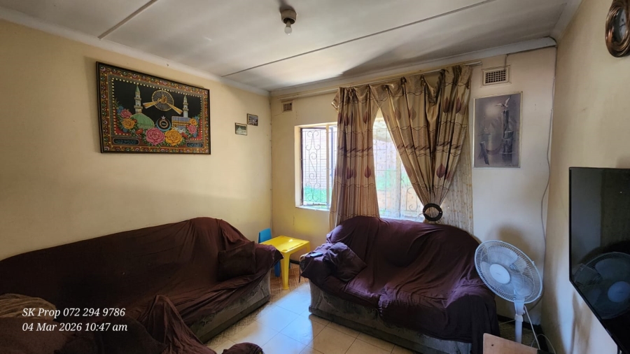 6 Bedroom Property for Sale in Raisethorpe KwaZulu-Natal