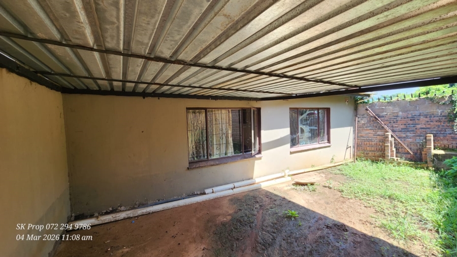 6 Bedroom Property for Sale in Raisethorpe KwaZulu-Natal