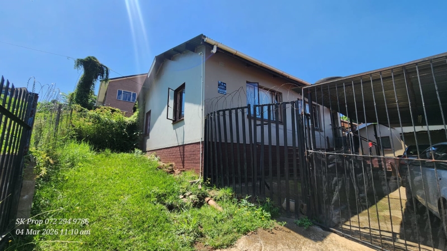 6 Bedroom Property for Sale in Raisethorpe KwaZulu-Natal