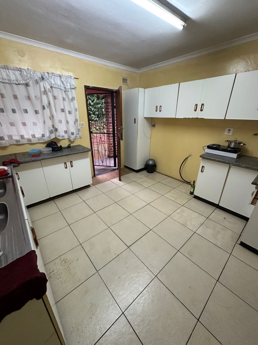 3 Bedroom Property for Sale in Eastwood KwaZulu-Natal