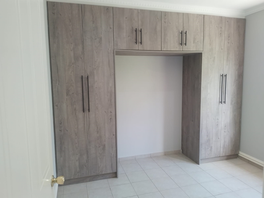 3 Bedroom Property for Sale in Broadlands KwaZulu-Natal