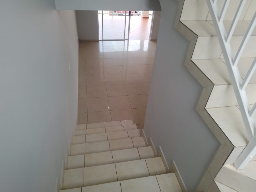 3 Bedroom Property for Sale in Broadlands KwaZulu-Natal