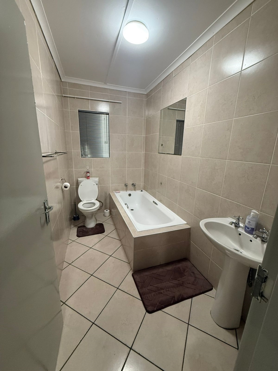 2 Bedroom Property for Sale in Arboretum KwaZulu-Natal