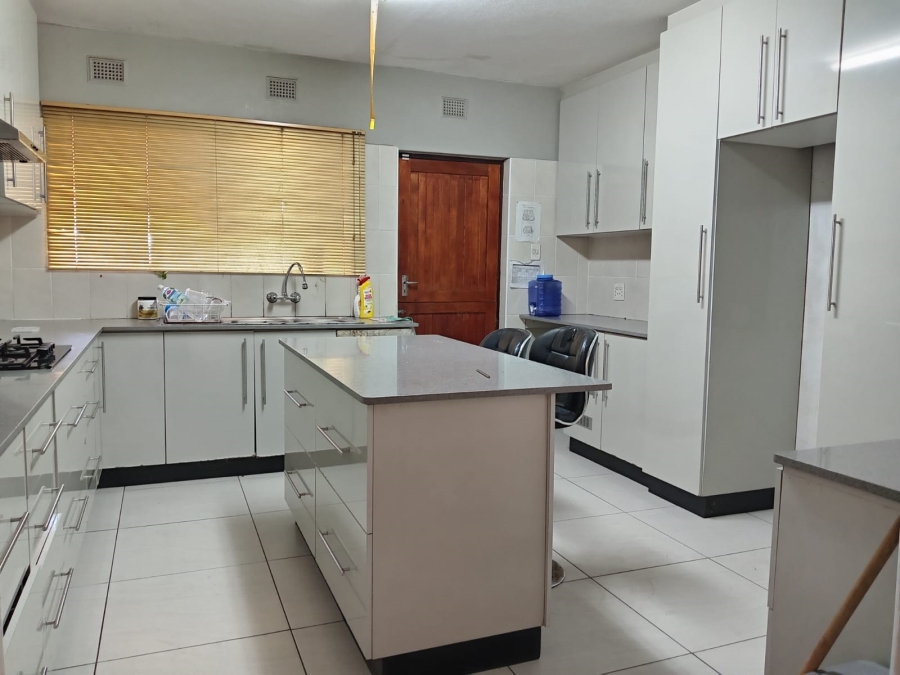 To Let 3 Bedroom Property for Rent in Birdswood KwaZulu-Natal