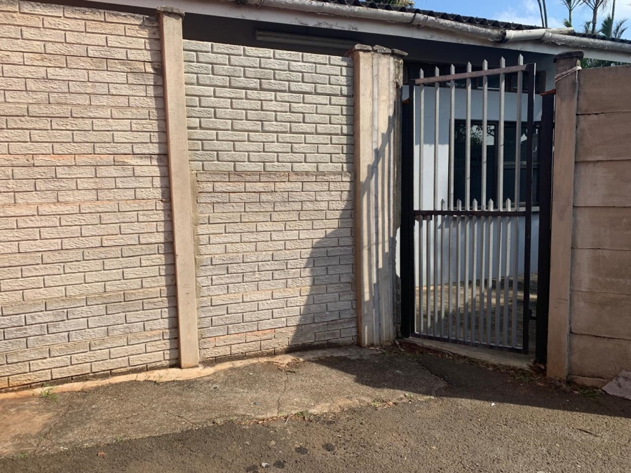 1 Bedroom Property for Sale in Empangeni Central KwaZulu-Natal