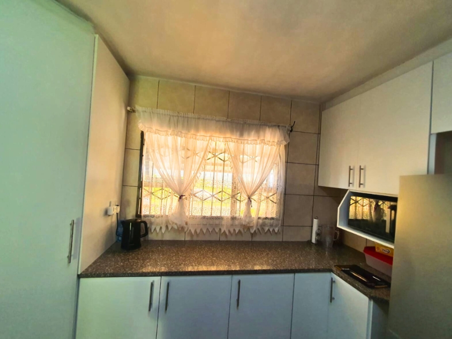 3 Bedroom Property for Sale in Bombay Heights KwaZulu-Natal
