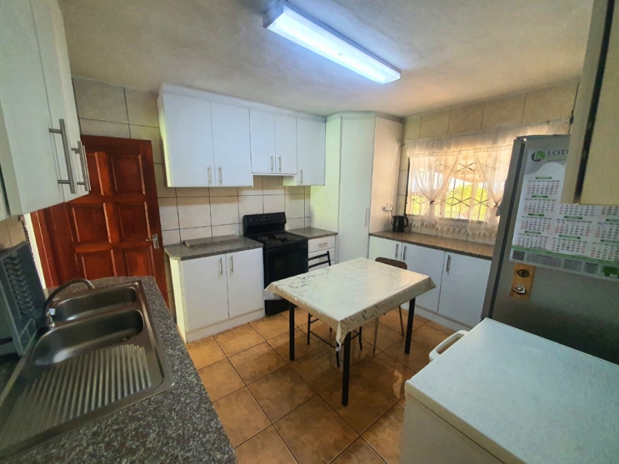 3 Bedroom Property for Sale in Bombay Heights KwaZulu-Natal