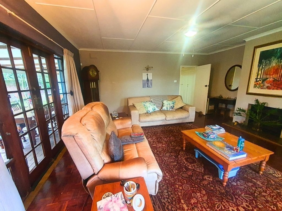 8 Bedroom Property for Sale in Montrose KwaZulu-Natal